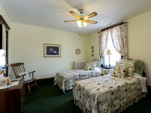Bed & Breakfast Green Woods Inn