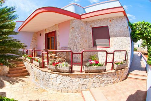 Perrone Apartments