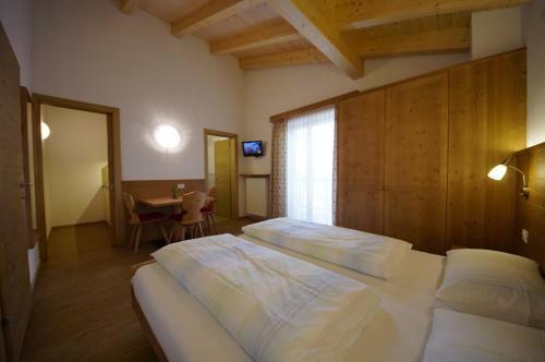 Apartments. Ambria