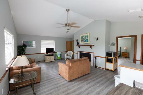 Hostal Village House Siesta Key