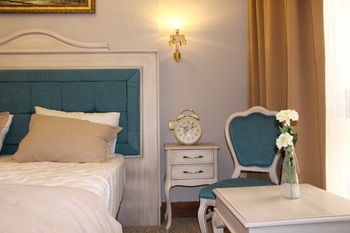 Vendome Hotel
