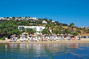 Costa 3s Beach Hotel