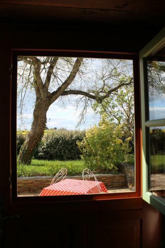 Bed & Breakfast Logis De La Pichonni�re