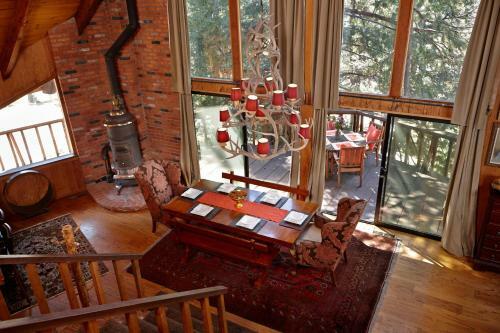 Villa Lily Rock