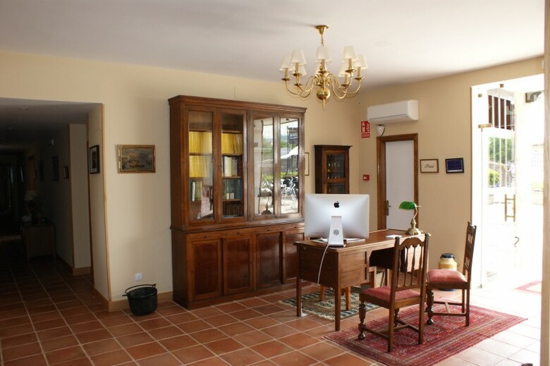 Hotel Colonial De Santillana