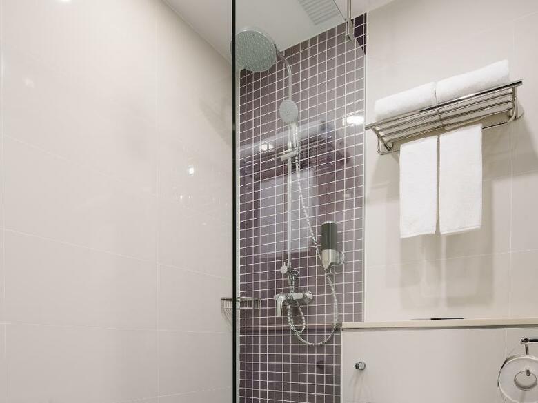 Hotel Traveltine Downtown Singapore, Trademark Collection