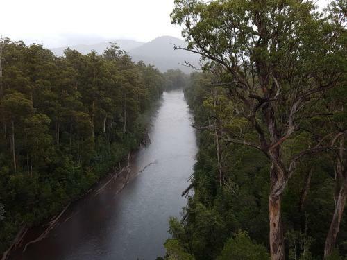 Albergue Tahune Airwalk Lodge