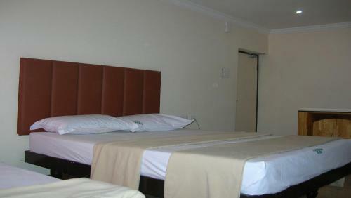 Lodge Hotel Woodside