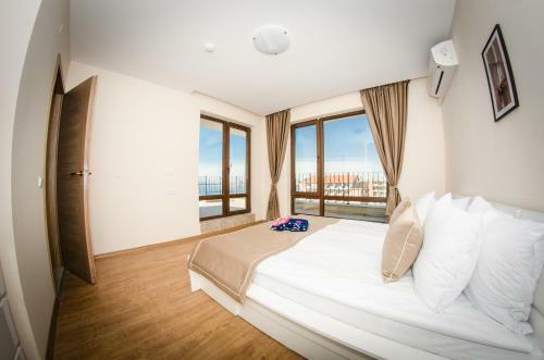 Hotel Premier Fort Cuisine - Full Board