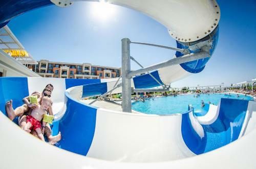 Hotel Premier Fort Cuisine - Full Board