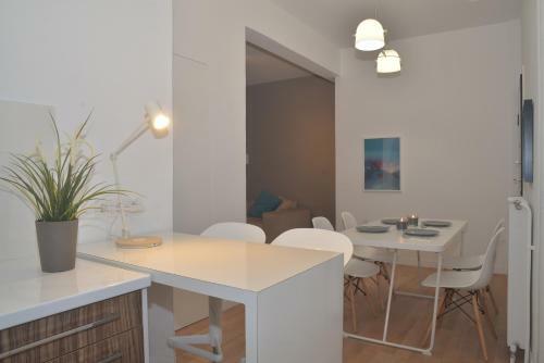 Trendy Olympic Stadium Apartments