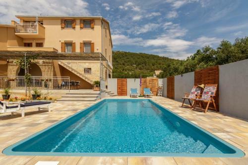 Hostal Apartments Marde?i?