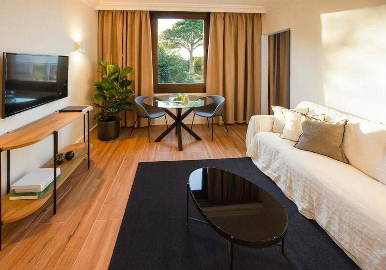 Eden Park Hotel