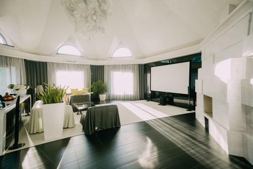 Hotel Complex Dacha