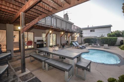 Sunset Villa