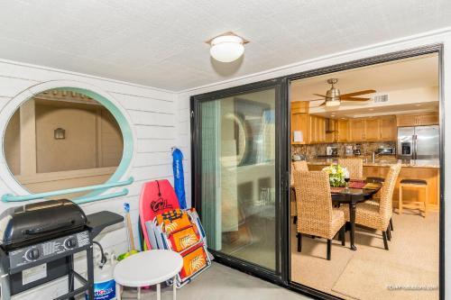 South Pacific Apartment