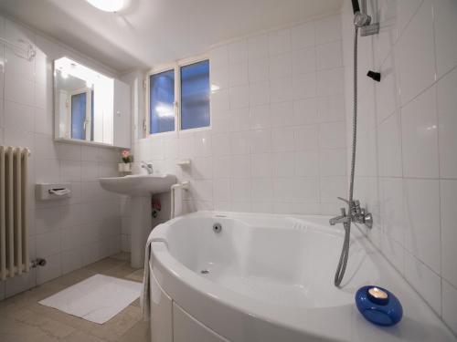 Apartamento Residenza Due Laghi