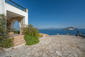 Serenus Luxury Villa