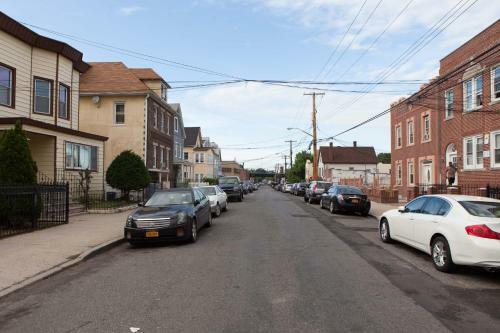 Studio, One And Two Bedroom Apartments - Bronx