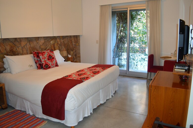 Mine Hotel Boutique