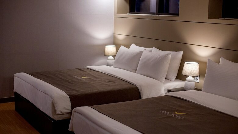 Gnb Hotel