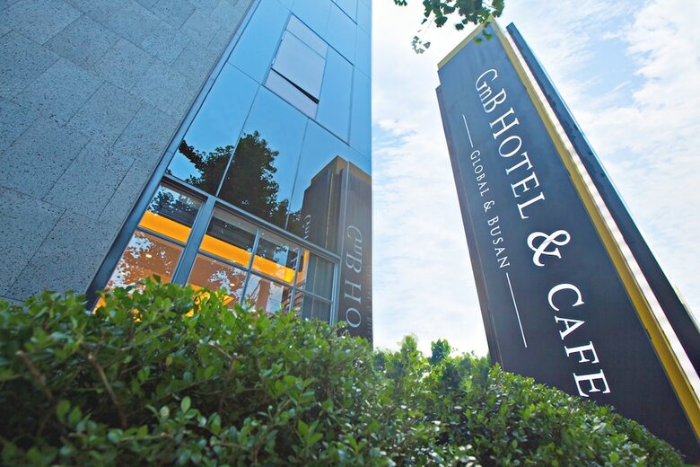 Gnb Hotel
