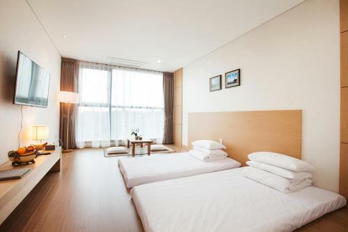 Youus Hotel