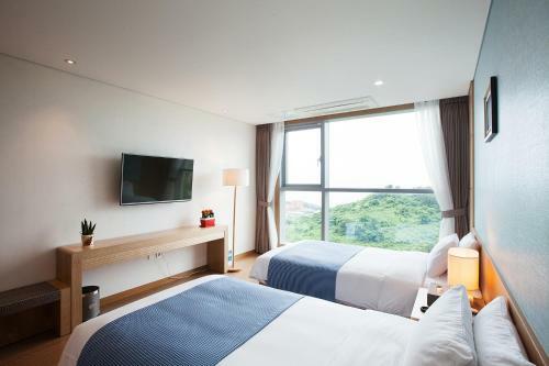 Youus Hotel