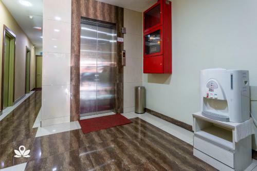 Golden Night Hotel