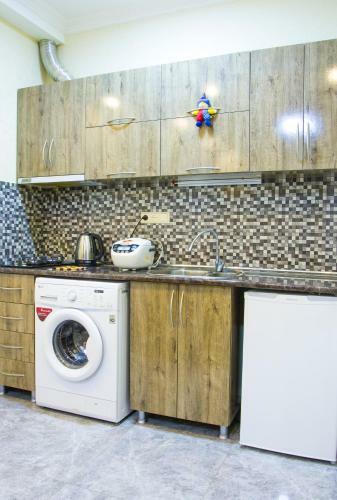 New Time Apartment On Tbel-abuseridze