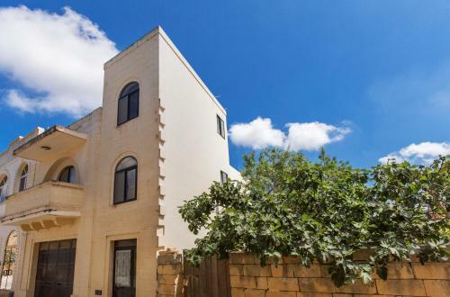 Red Sands Apartment