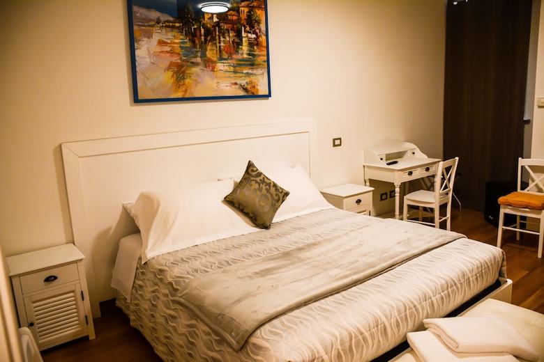 Hostal Atlantis Inn Castelgandolfo