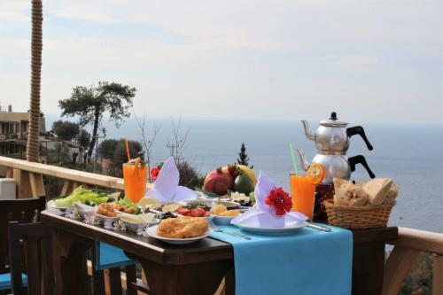 Hostal Faralya Yoruk Evi Hotel
