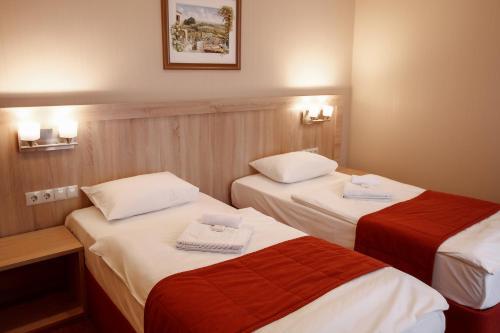 Cherry Garden Hotel