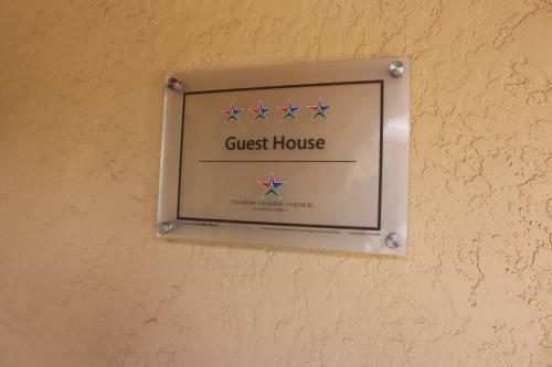 Hostal The Willow Tree Guesthouse