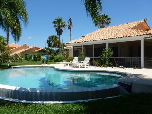 Villa Stever Llc