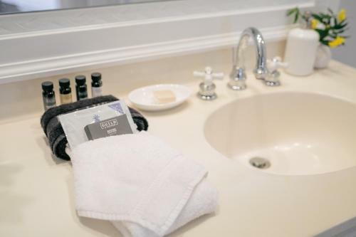 Bed & Breakfast Kirby House