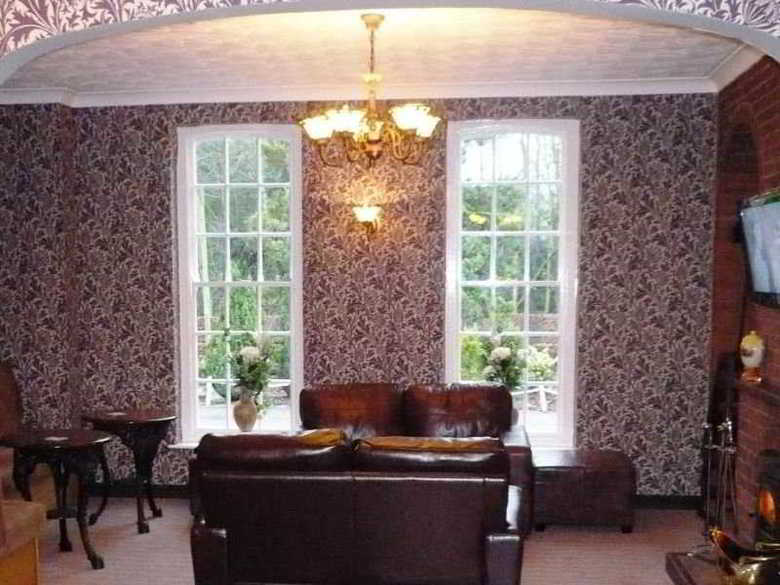 Gables Hotel