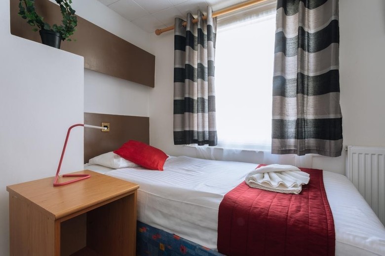 Whiteleaf Hotel