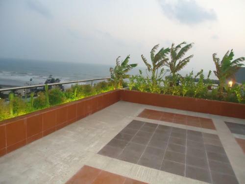 Neeshorgo Hotel & Resort