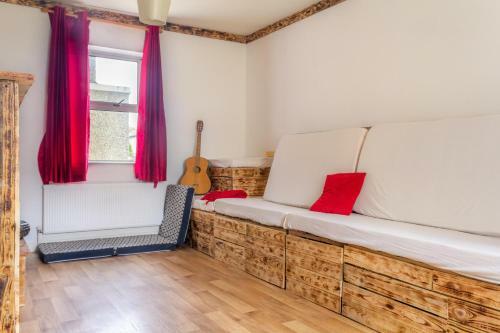 Bed & Breakfast Strandhill Lodge, Hostel & Surf