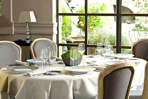 Hotel Ch�teau De Rochegude - Relais & Ch�teaux