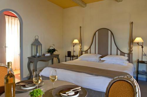 Hotel Ch�teau De Rochegude - Relais & Ch�teaux