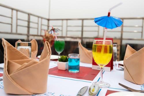 Hotel Larica Inn Rajarhat