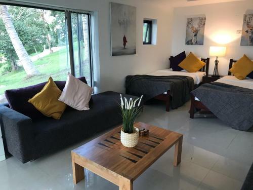 7 Bedroom Luxury Seaview Villa Angthong Hills