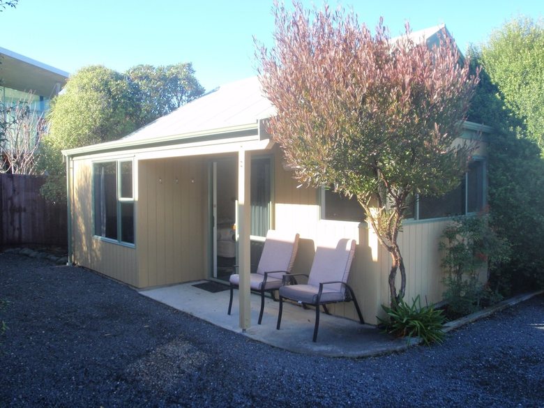 Motel Bay Cottages