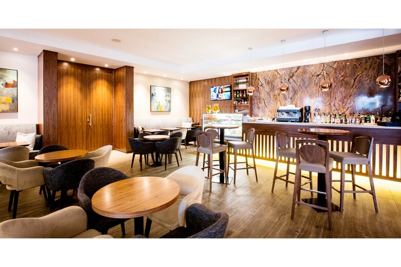 Hotel Coastline S�lo Adultos