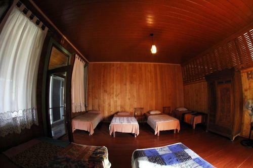 Hostal Chateau Dio