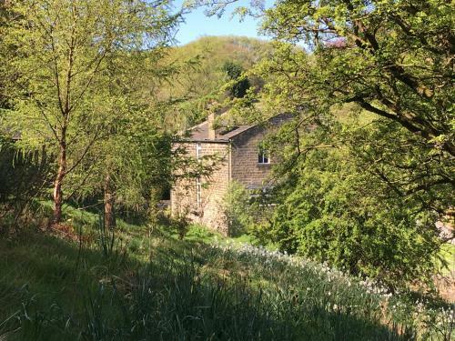 Hewenden Mill Cottages
