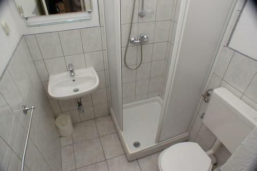 Hostal Studio Sutivan 747a
